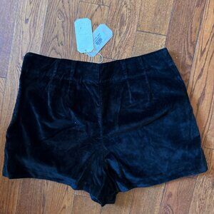 Doen Claude Short - Black Velvet